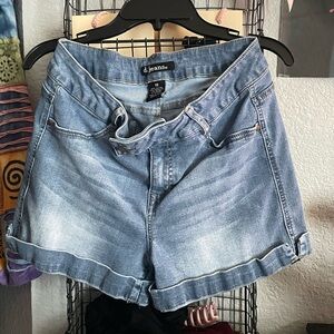 D. Jeans Blue jean shorts